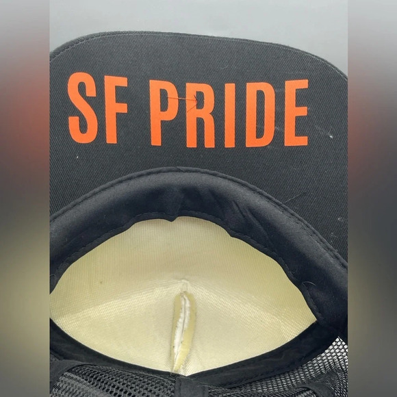Rare SF Giants Pride 🌈 SnapBack Baseball Trucker Cap, Preowned - Picture 3 of 10